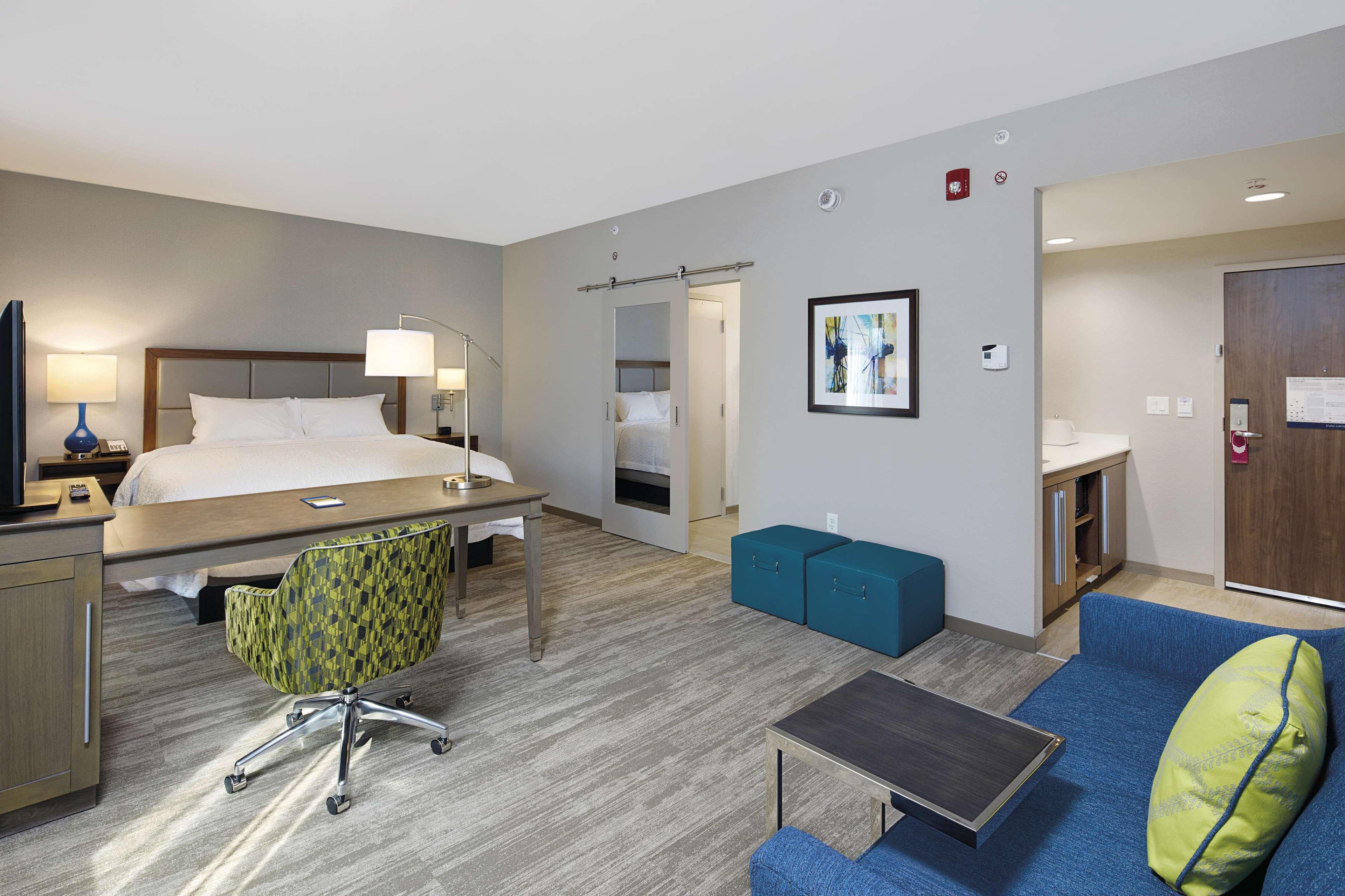 Hampton Inn & Suites Sacramento At Csus מראה חיצוני תמונה