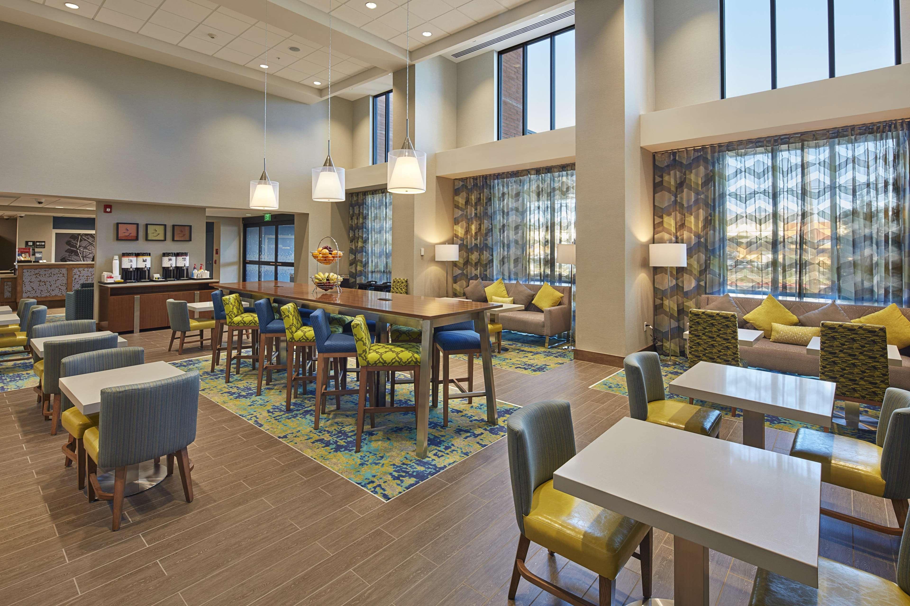 Hampton Inn & Suites Sacramento At Csus מראה חיצוני תמונה