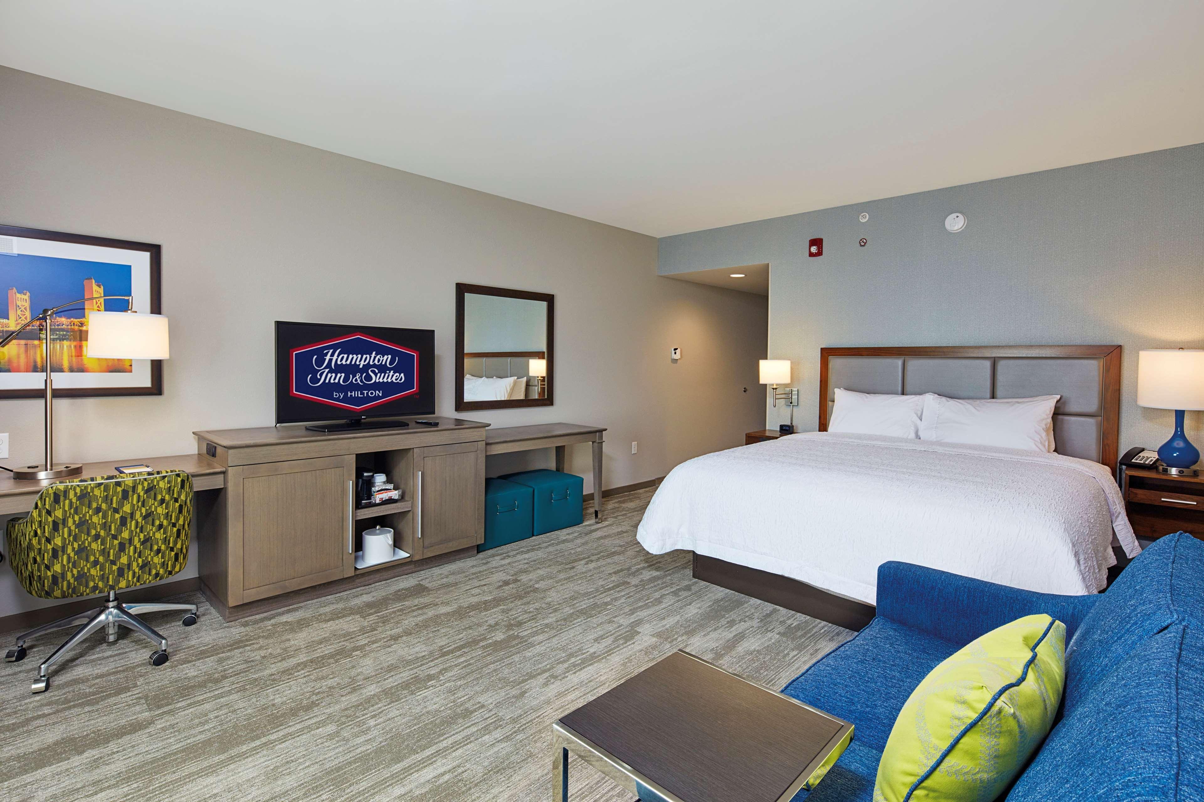 Hampton Inn & Suites Sacramento At Csus מראה חיצוני תמונה