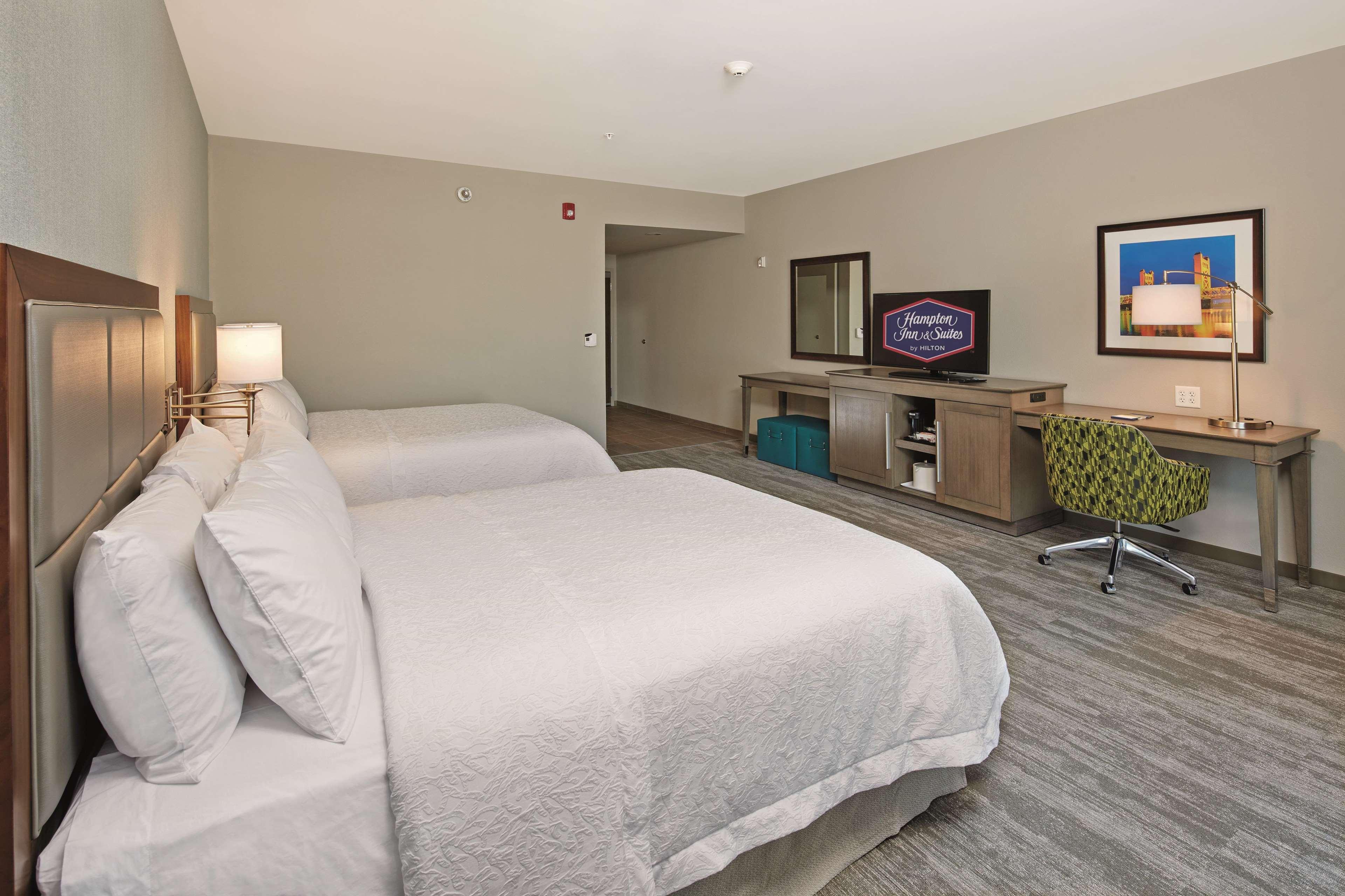 Hampton Inn & Suites Sacramento At Csus מראה חיצוני תמונה