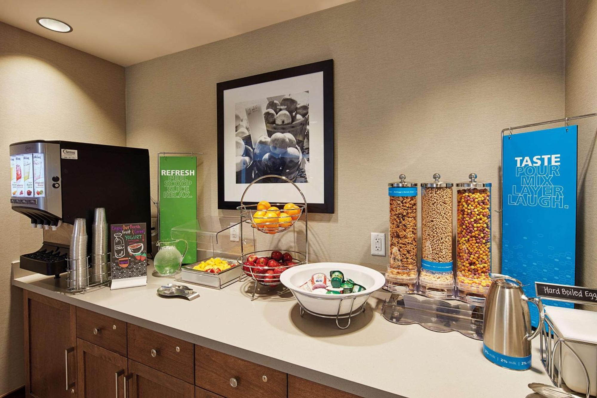 Hampton Inn & Suites Sacramento At Csus מראה חיצוני תמונה
