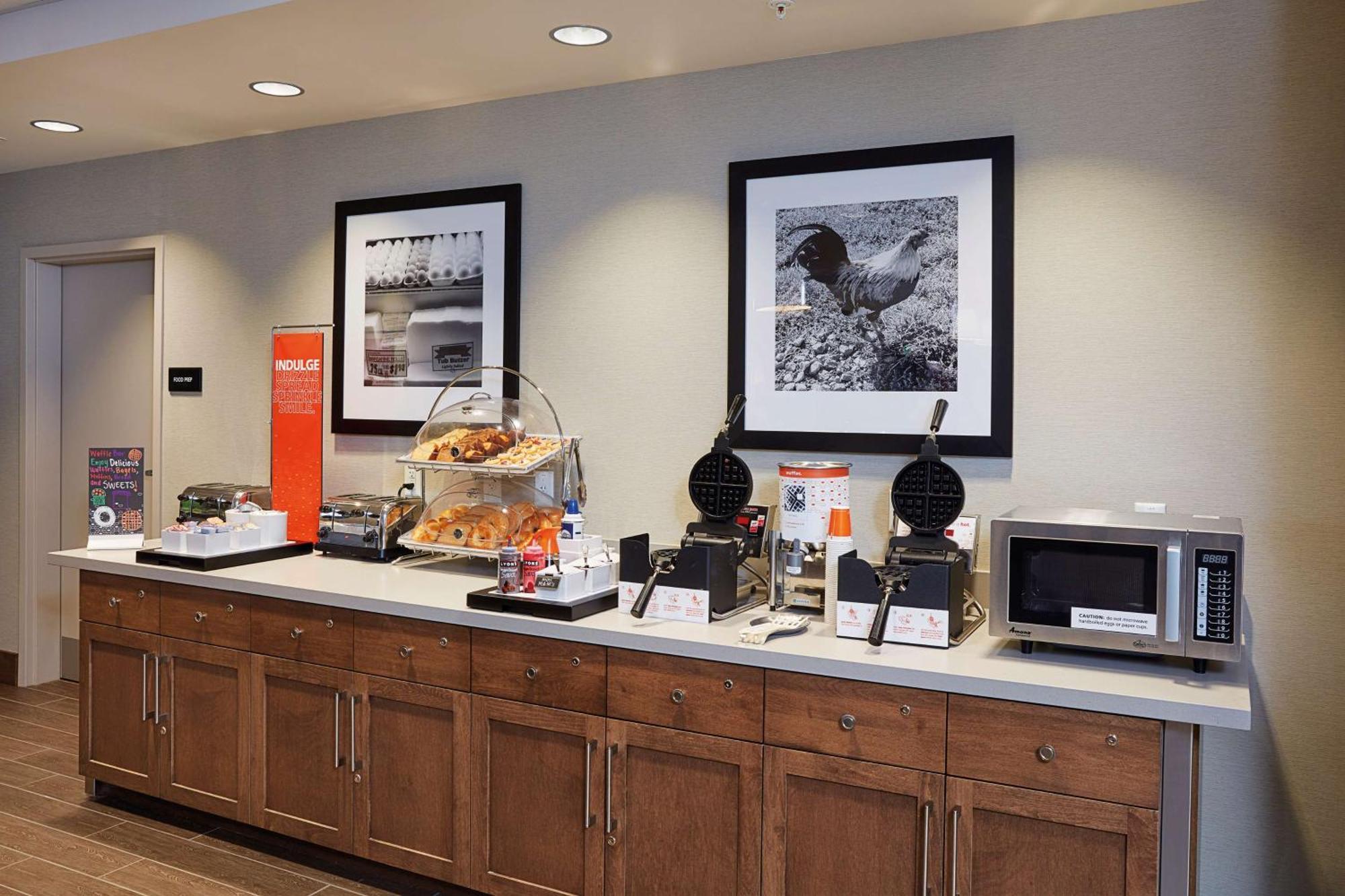 Hampton Inn & Suites Sacramento At Csus מראה חיצוני תמונה
